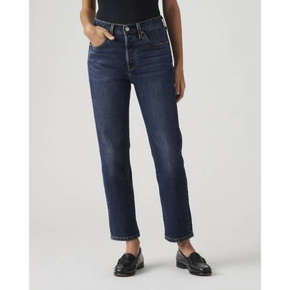 Levi's Wedgie Straight High Rise Jeans Size 29